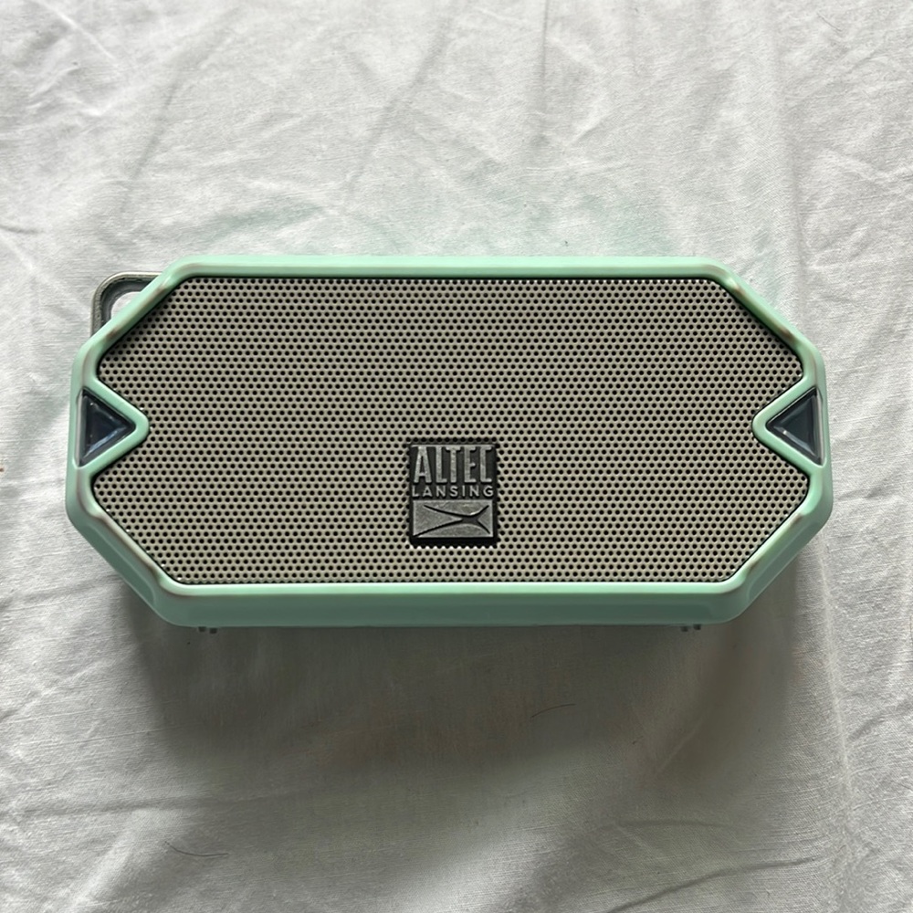 Altec Lansing Hydramini. Wireless Bluetooth Speaker. Waterproof